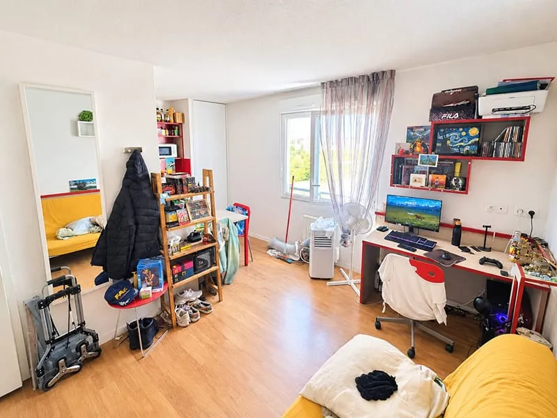 Photo 1