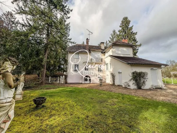 Maison de luxe 13 pièces 292 m²