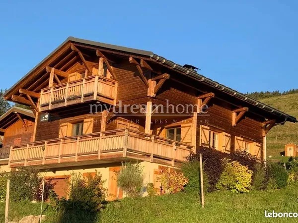 Chalet 8 pièces 171 m²