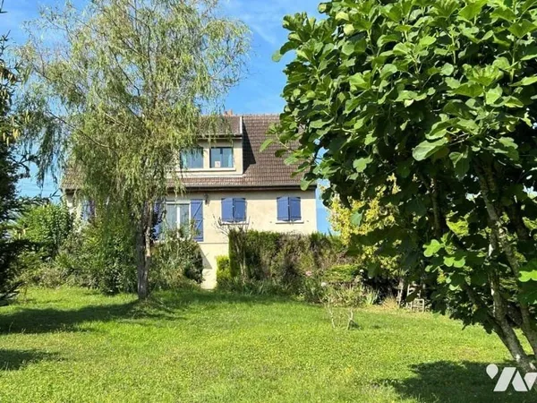 Maison 6 pièces 145 m²