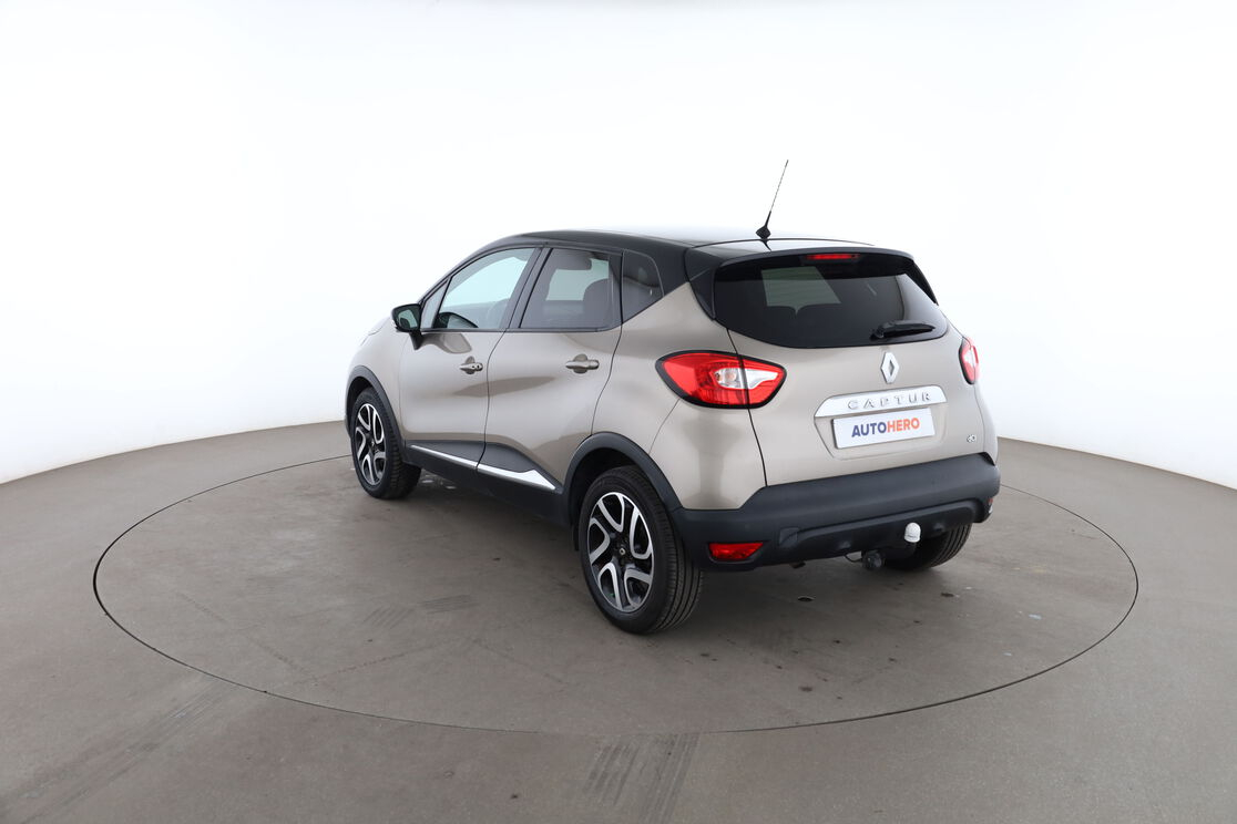 Renault Captur 1.5 dCi Energy Intens Eco2 — photo 3