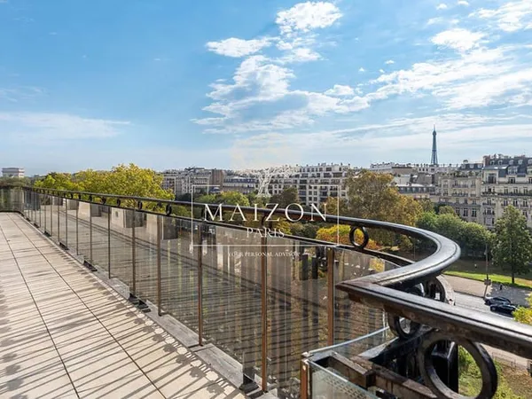 Appartement 8 pièces 350 m²