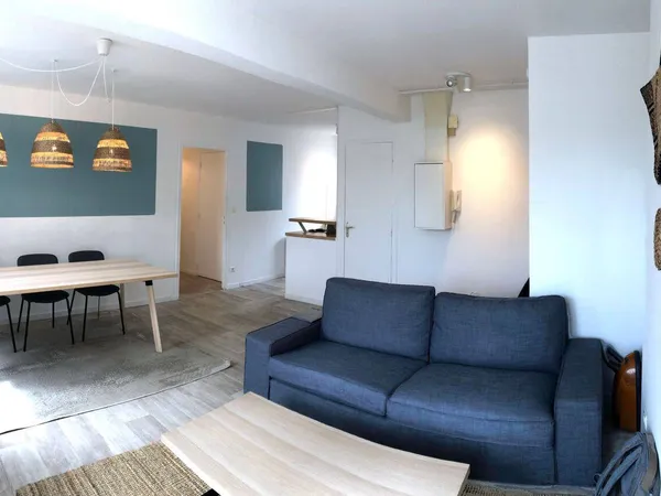 Appartement 4 pièces 11 m²