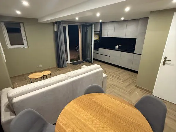 Appartement 2 pièces 49m2 avec accès indépendant