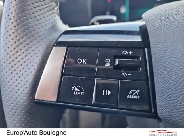 Opel Astra 1.2 turbo 130ch elegance bva8 — photo 10