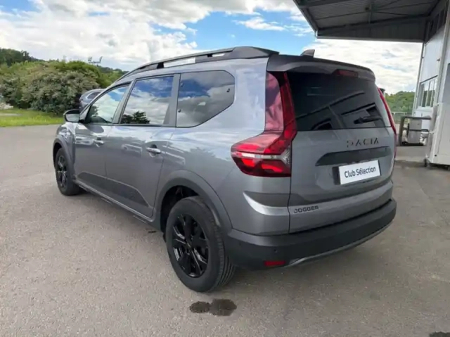 Dacia Jogger 1.0 tce 110ch extreme 7 places -24 — photo 13