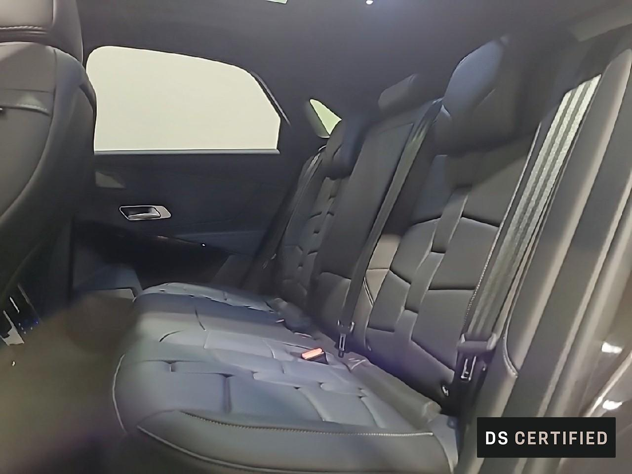Ds Ds 7 crossback bluehdi 130 eat8 etoile — photo 13