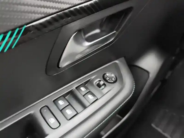 Peugeot 208 puretech 100 s&amp;s bvm6 allure — photo 20