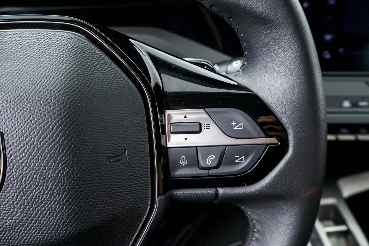 Peugeot 308 SW — photo 18