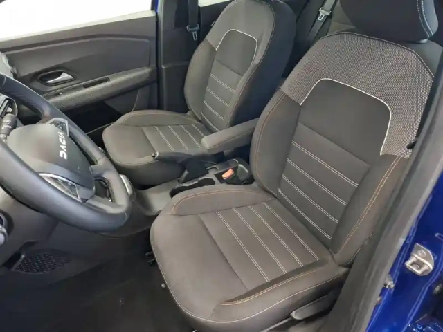 Dacia Sandero eco-g 100 — photo 11
