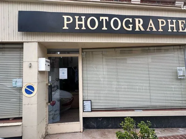 Local commercial en partage