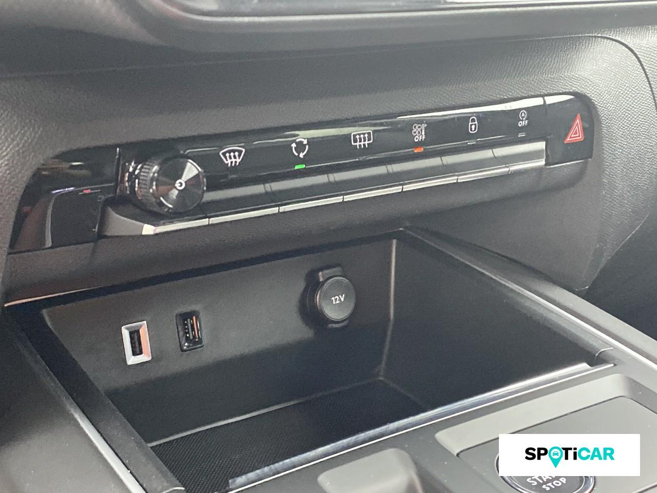 Citroën C5 Aircross puretech 130ch s&s shine eat8 — photo 15