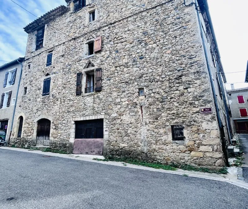 Photo 1