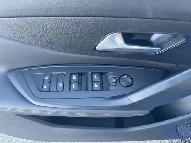 Peugeot 308 puretech 130ch s&amp;s bvm6 — photo 15