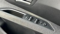 Peugeot 5008 1.2 PureTech 130ch S&S Active Pack EAT8 — photo 16