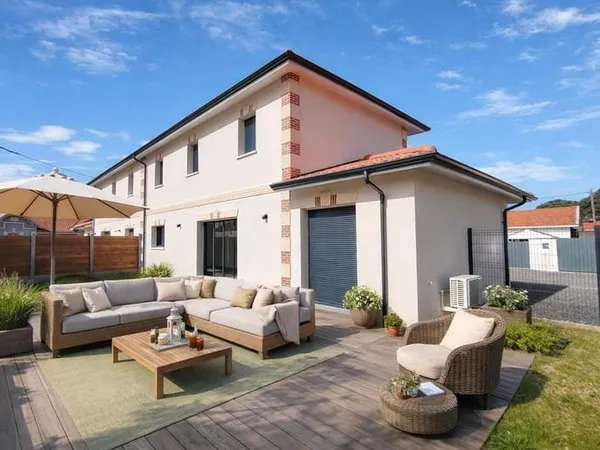 Villa neuve 114m2 - 4 chambres - Hypercentre GUJAN - Prête à livrer (lsb)