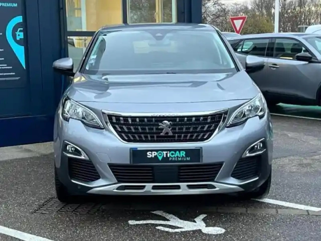 Peugeot 3008 1.2 puretech 130ch s&amp;s allure — photo 2