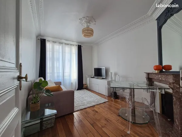 Charmant appartement 3 pièces meublé - Colocation à 2 - Bécon centre, Courbevoie
