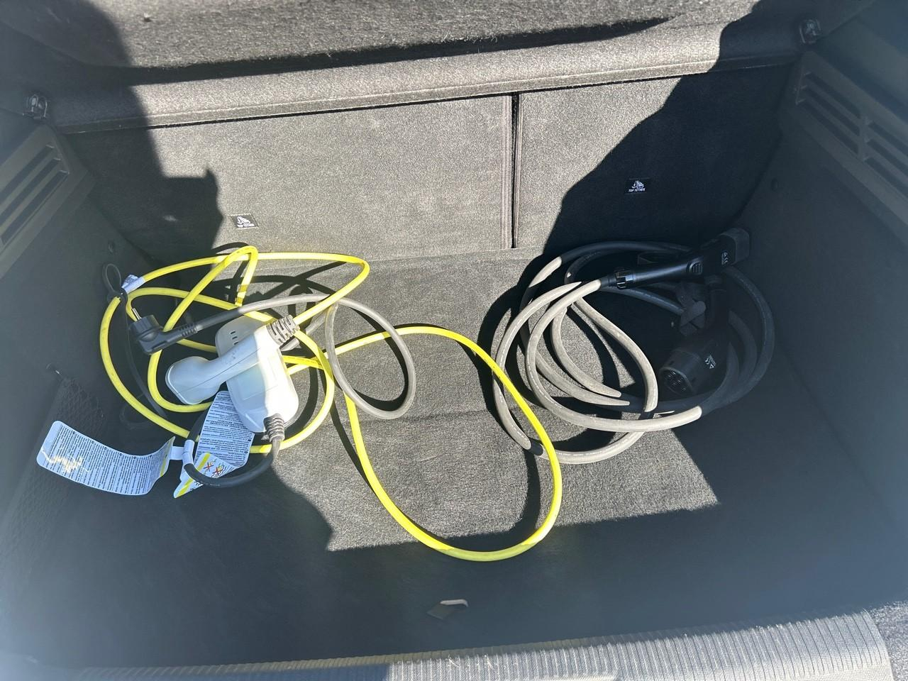 Peugeot 308 phev 180ch active pack e-eat8 — photo 13