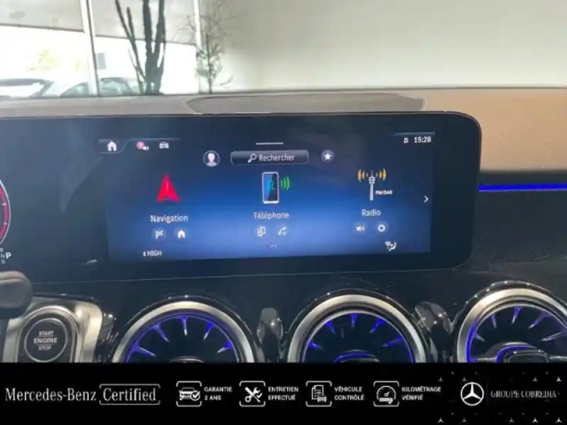 Mercedes Glb 200 d 150ch amg line 8g-dct — photo 13