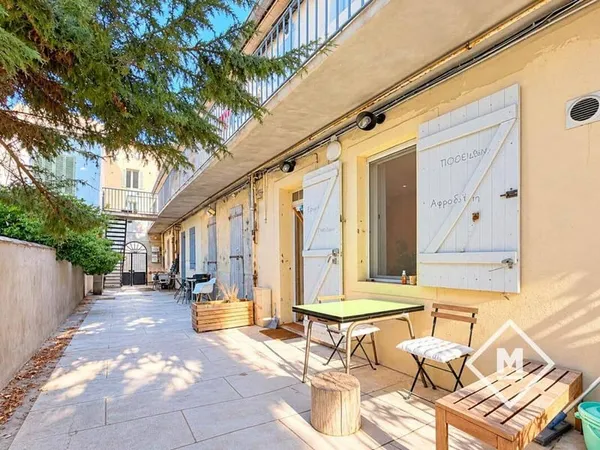 Studio 1 pièce 24 m²
