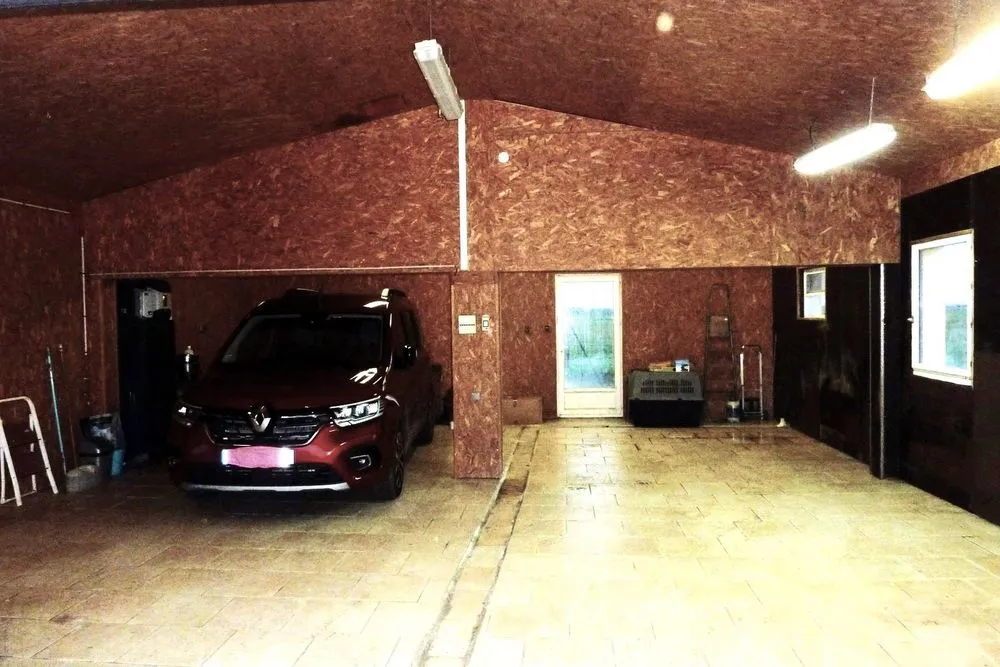 Photo 12