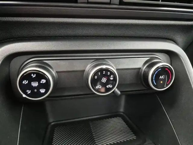 Citroën C3 turbo 100 ch manuelle — photo 15