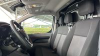 Opel Vivaro M 1.5 BlueHDi 120ch S&S — photo 16