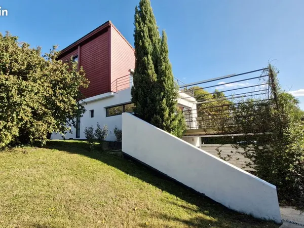 Maison 7 pièces 170 m²