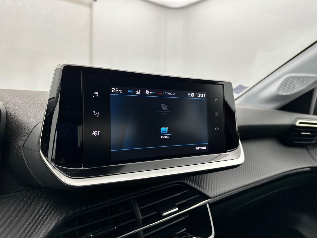 Peugeot 208 puretech 75 s&s bvm5 style — photo 24