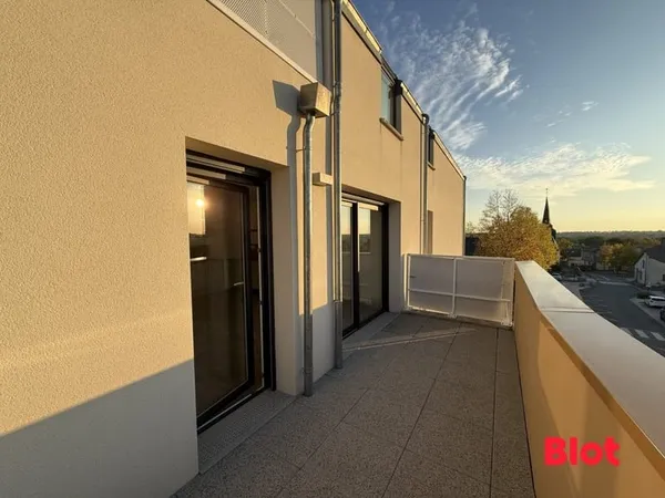 A LOUER A CHEVAIGNE - Appartement neuf, T3 - Balcon, 2 places de stationnement en sous-sol, cave