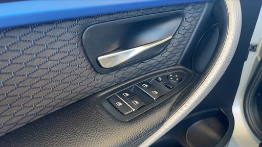 BMW Serie 3 330e 252 Plug in Hybrid BVA8 - M Sport – 2016 – 77189 km – Hybride rechargeable – Boîte Automatique — photo 5