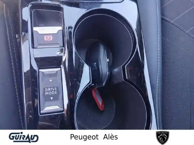 Peugeot 2008 electrique 136 ch — photo 16