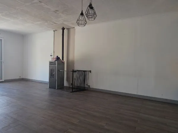 Maison 100 m² - 3 chambres avec jardin 1500 m²