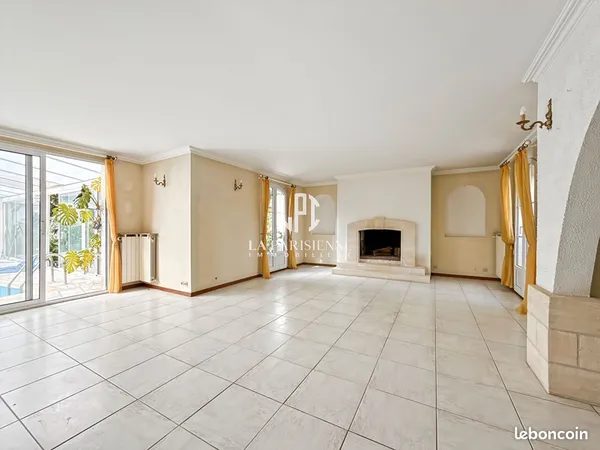 Maison 10 pièces 290 m²