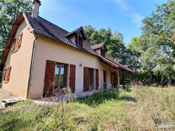 Maison 5 pièces 145 m²