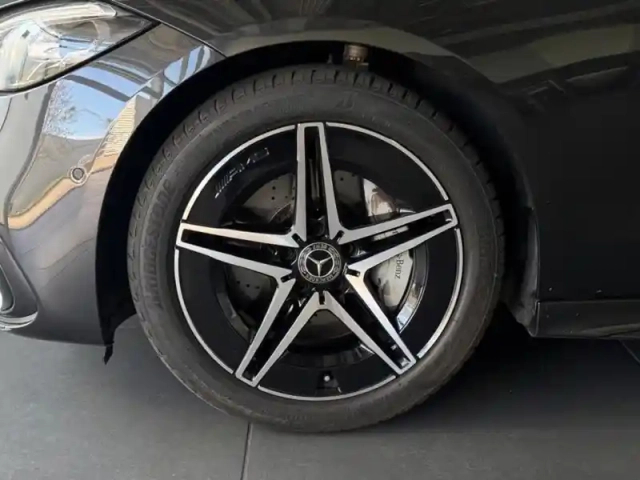 Mercedes Classe C 220 d berline amg lin — photo 29