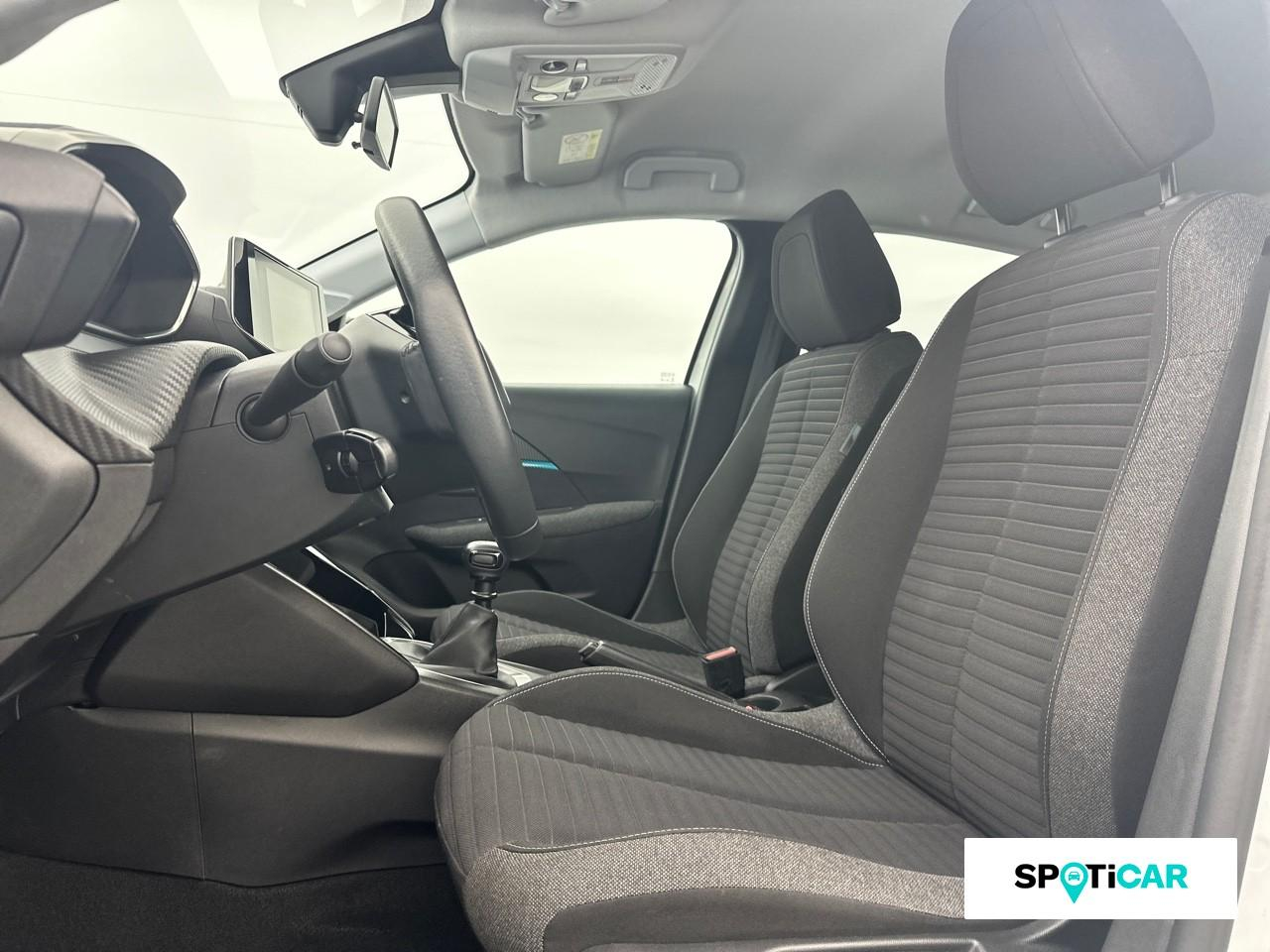 Peugeot 208 1.2 puretech 100ch s&s style 118g — photo 9