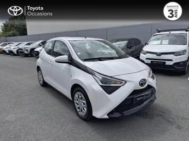 Toyota Aygo 1.0 vvt-i 72ch x-play 5p my21 — photo 11