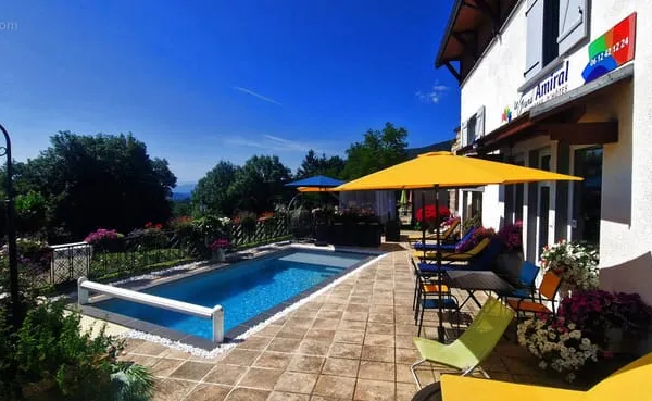 Demeure 20 pièces de 660 m2 habitables