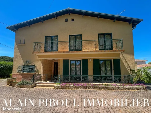Maison 6 pièces 165 m²