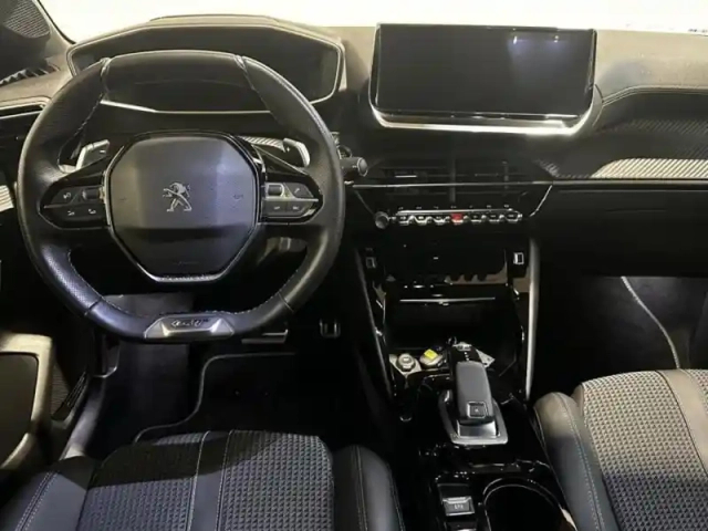 Peugeot 208 1.2 100 gt line eat8 i-cockpit gps camera led — photo 7
