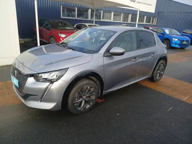 Peugeot 208 electrique 50 kwh 136ch — photo 22