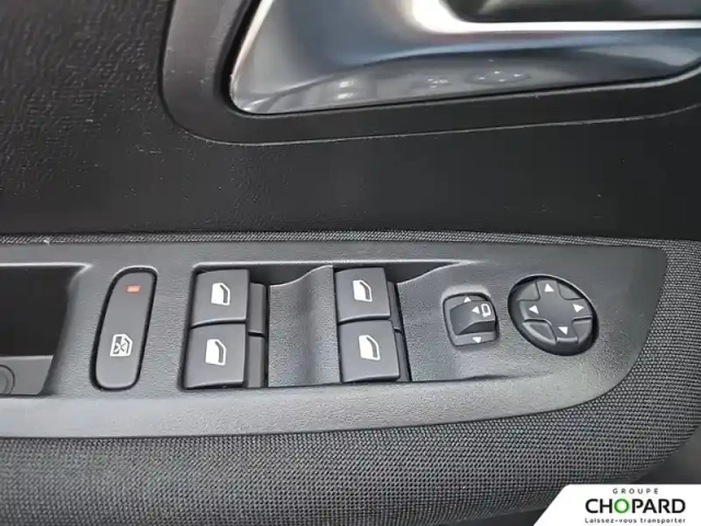 Peugeot 208 puretech 75 s&amp;s bvm5 — photo 61