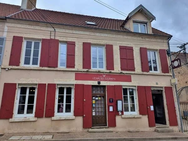 Maison 6 pièces 365 m²