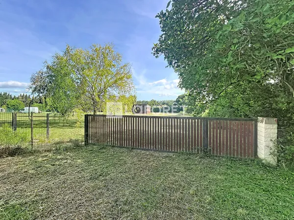 Terrain 4110 m²