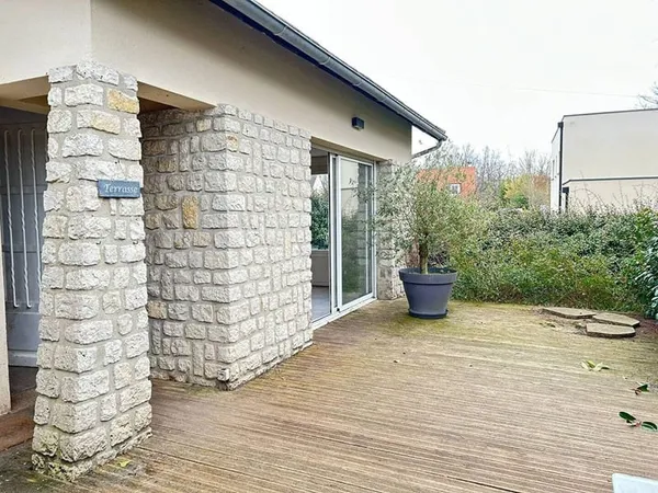 Maison 6 pièces 140 m²
