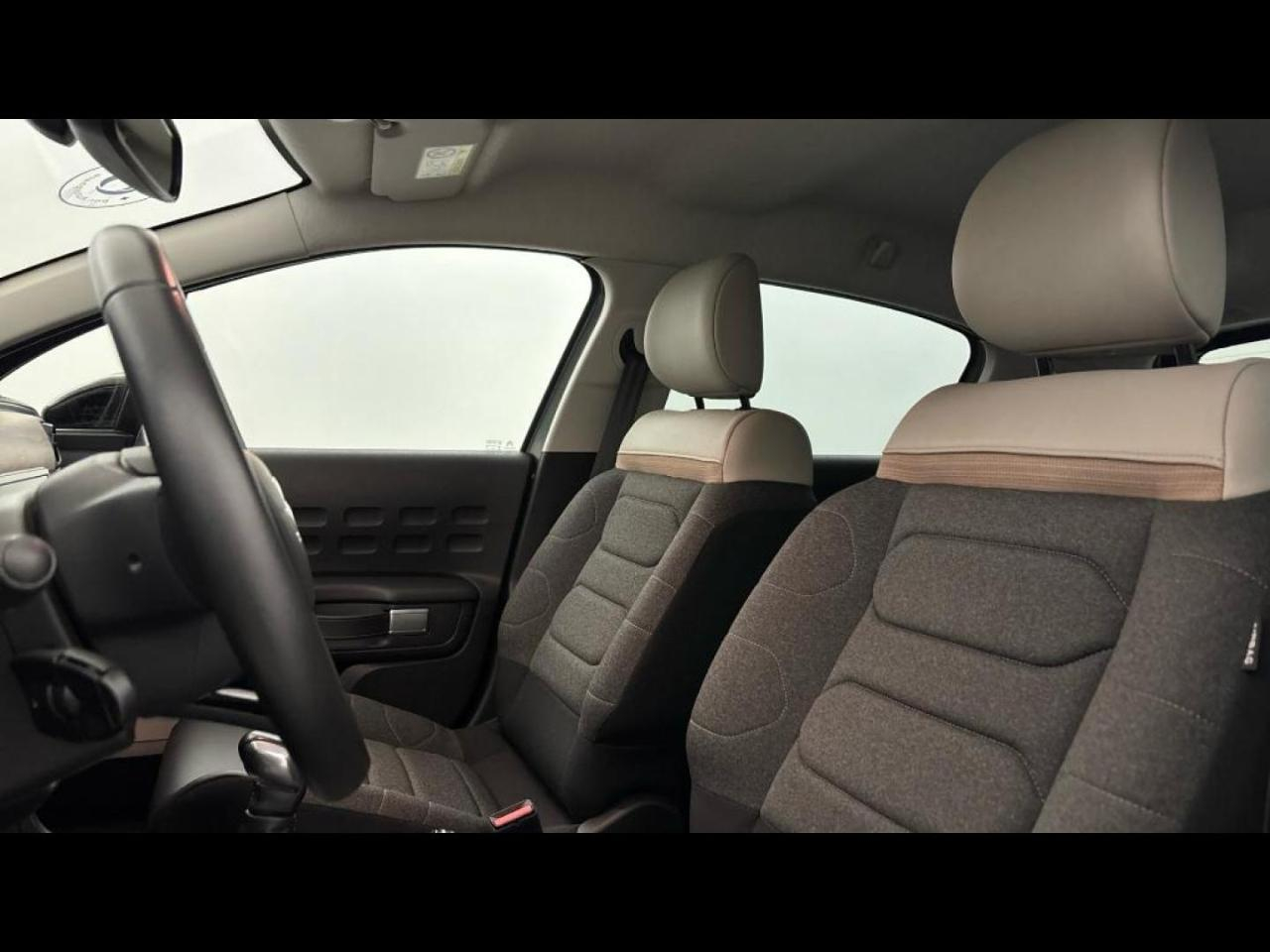 Citroën C3 1.2 puretech 83ch s&s shine — photo 12