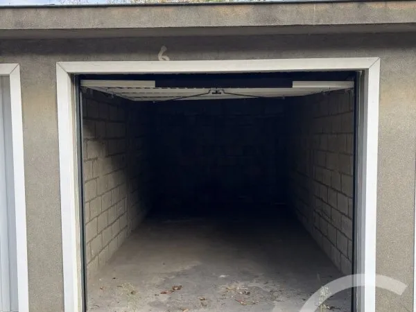 Parking 13 m²