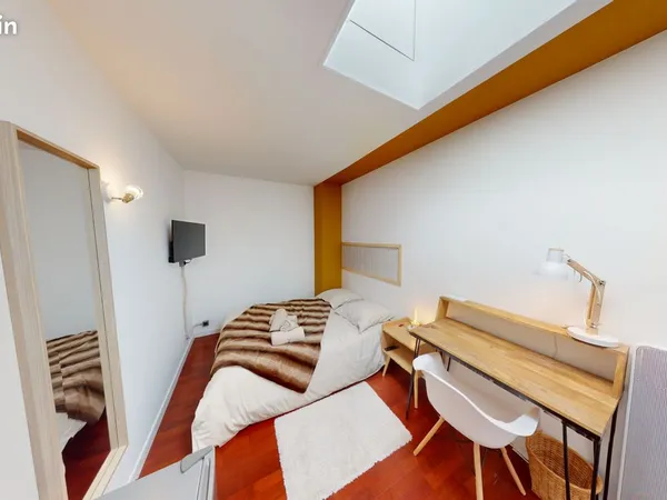 Chambre avec salle de bain et wc commun - Coliving - Lyon